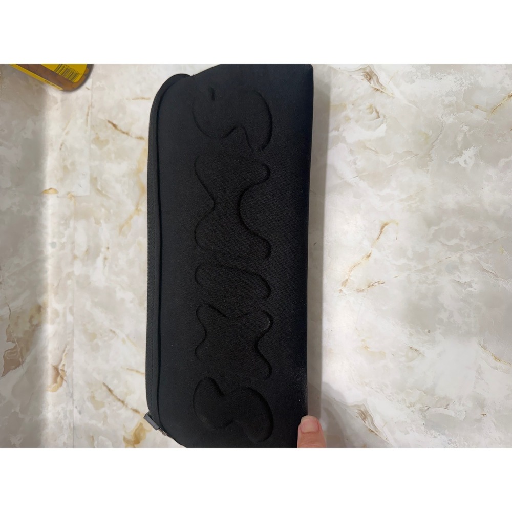 Skims Neoprene Makeup Bag Onyx Black Embossed Logo Zipper Pouch Cosmetic Case